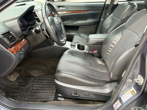 Used 2014 Subaru Legacy 2.5i Limited image 17