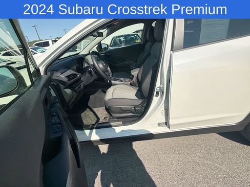 Used 2024 Subaru Crosstrek 2.5i Limited AWD/4WD image 2