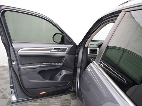 Used 2018 Volkswagen Atlas SE AWD/4WD image 9