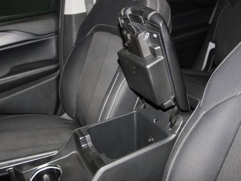 Used 2024 Jeep Grand Cherokee L Laredo image 23