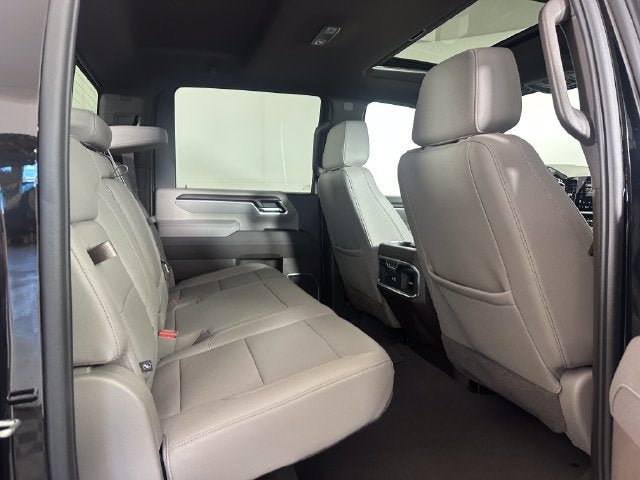 Used 2025 GMC Sierra 3500 SLT w/ SLT Premium Package AWD/4WD image 26