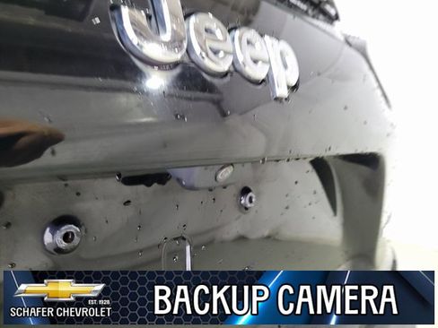 Used 2019 Jeep Cherokee Limited image 8