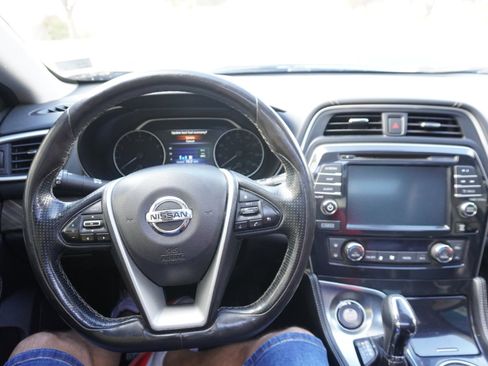 Used 2016 Nissan Maxima Platinum image 31