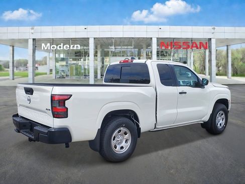 New 2026 Nissan Frontier S w/ Tow Package AWD/4WD image 6