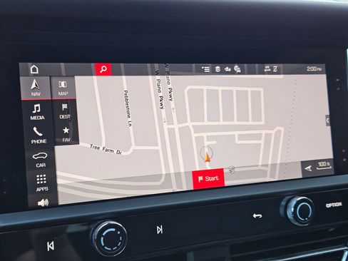 Certified 2026 Porsche Macan AWD/4WD image 18