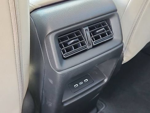 Used 2024 Honda CR-V EX-L image 12