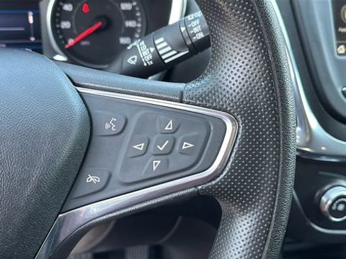 Used 2019 Chevrolet Equinox LT AWD/4WD image 23