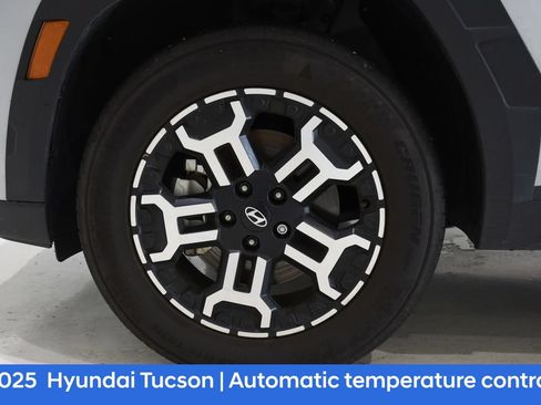 Certified 2025 Hyundai Tucson XRT AWD/4WD image 7
