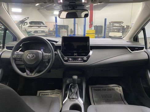 Used 2024 Toyota Corolla LE image 17