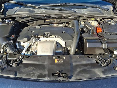 Used 2018 Buick Regal Essence w/ Driver Confidence Package #1 image 32