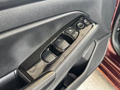 Used 2023 Nissan Altima 2.5 SV image 15