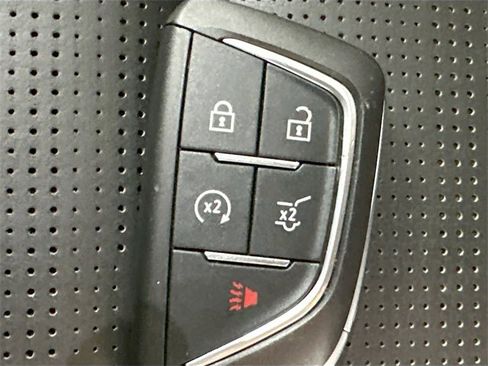 Used 2024 Cadillac XT4 Sport image 18