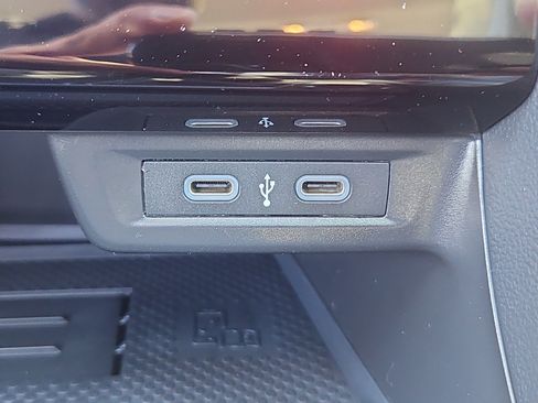 New 2026 Volkswagen Jetta SE FWD image 12