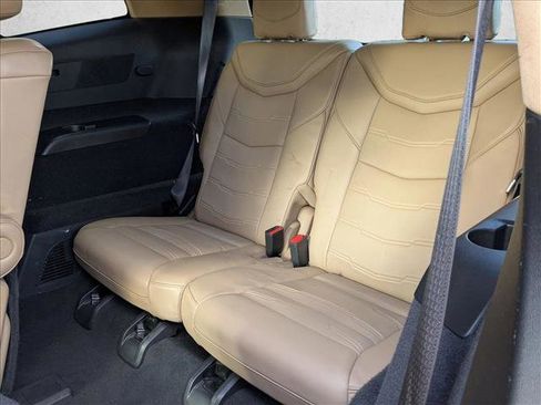 Used 2022 Cadillac XT6 Sport w/ Platinum Package image 19