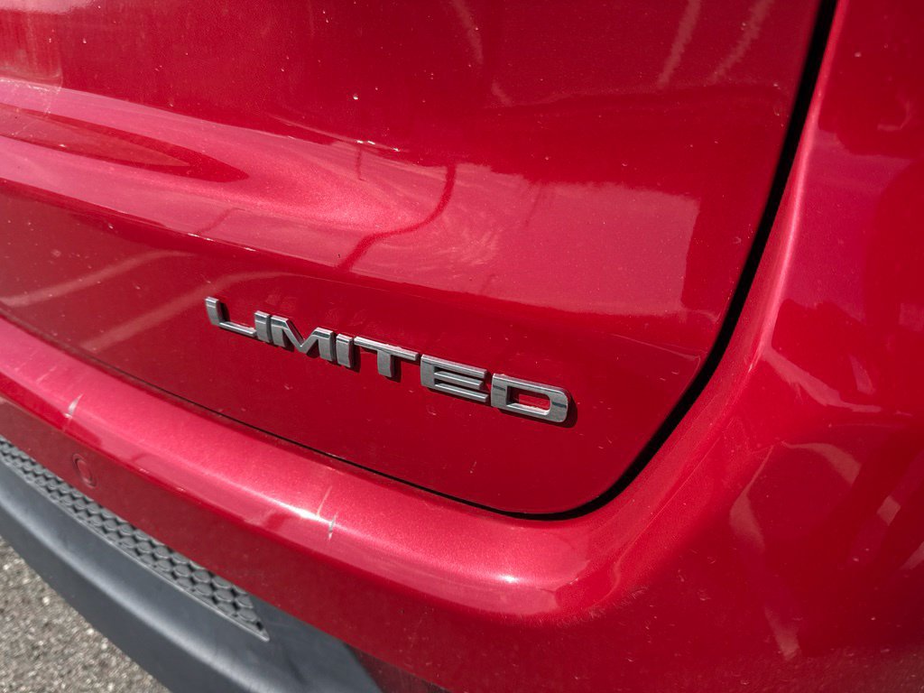 Used 2018 Jeep Compass Limited w/ Navigation Group AWD/4WD image 12