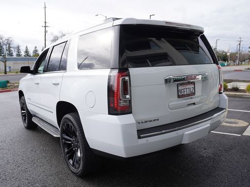 Used 2017 GMC Yukon Denali w/ Open Road Package image 12