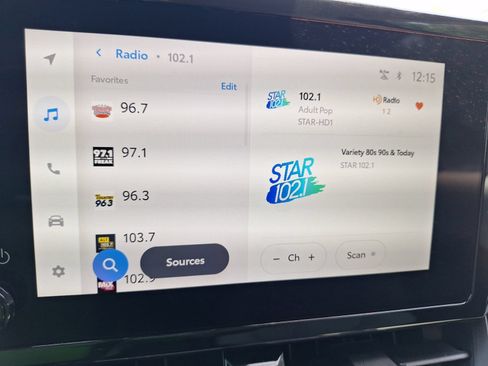 Used 2026 Toyota Corolla Cross LE FWD image 24