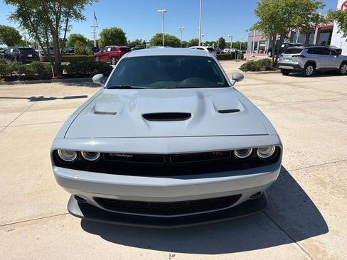 Used 2021 Dodge Challenger R/T Scat Pack RWD image 2