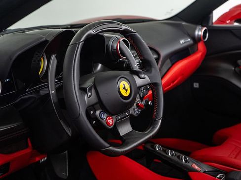 Certified 2023 Ferrari F8 Tributo image 4