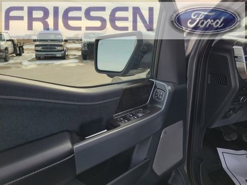 Used 2021 Ford F150 Lariat image 12