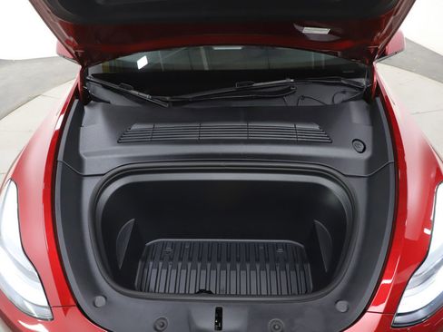 Used 2025 Tesla Model Y Long Range image 32