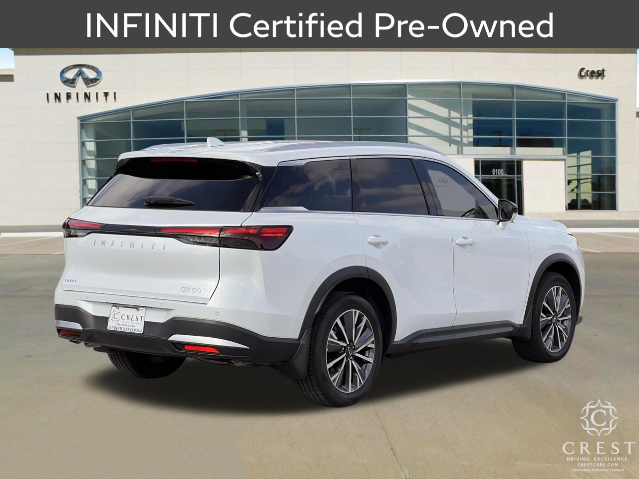 Certified 2027 INFINITI QX60 Luxe w/ Cargo Package FWD image 3