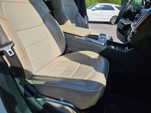 Used 2014 Mercedes-Benz GL 550 4MATIC image 23