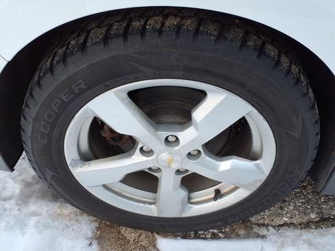 Used 2012 Chevrolet Volt Premium w/ Premium Trim Package image 13