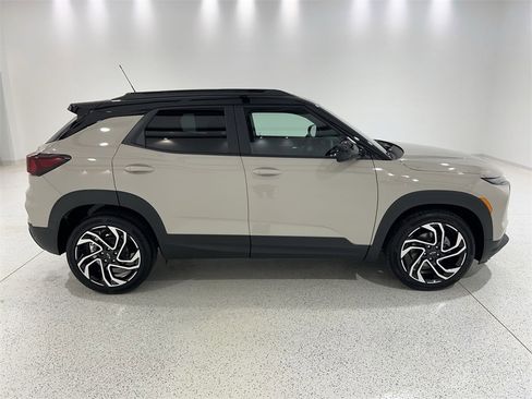 New 2026 Chevrolet TrailBlazer RS w/ Convenience Package image 9