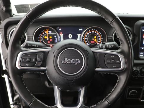 Used 2023 Jeep Wrangler Unlimited Sahara w/ Cold Weather Group AWD/4WD image 17