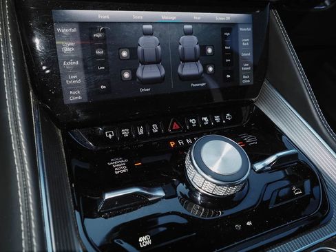 Used 2022 Jeep Grand Wagoneer Series II image 14