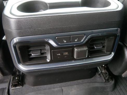 Used 2020 GMC Sierra 3500 AT4 w/ AT4 Premium Package AWD/4WD image 20