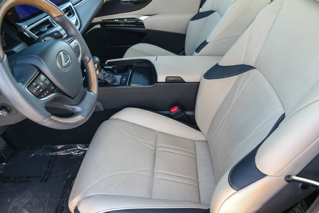 Certified 2023 Lexus ES 350 w/ Accessory Package (Z2) FWD image 19