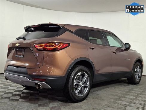 Used 2023 Chevrolet Blazer LT w/ Driver Confidence Package image 9