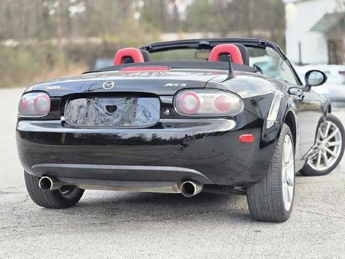 Used 2006 MAZDA MX-5 Miata Sport w/ Suspension Pkg image 3