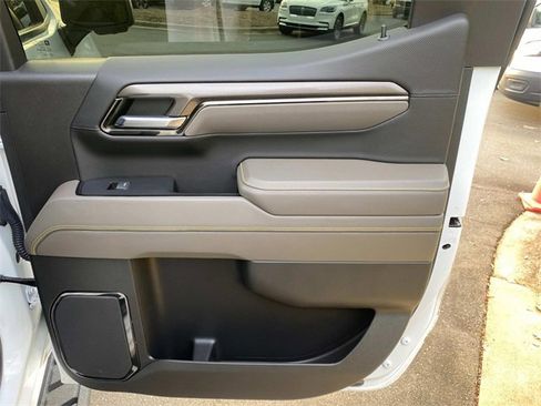 Used 2023 Chevrolet Silverado 1500 ZR2 w/ Technology Package image 35