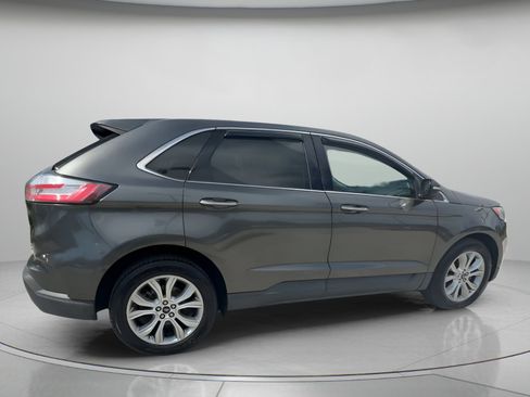 Certified 2019 Ford Edge Titanium w/ Equipment Group 301A FWD image 32