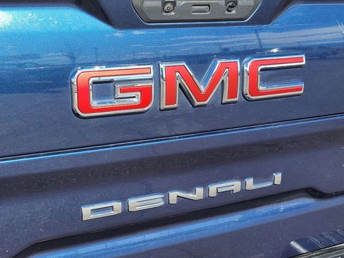 Used 2021 GMC Sierra 1500 Denali w/ Driver Alert Package II image 8