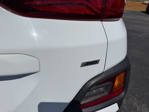 Used 2020 Hyundai Kona SEL Plus AWD/4WD image 10