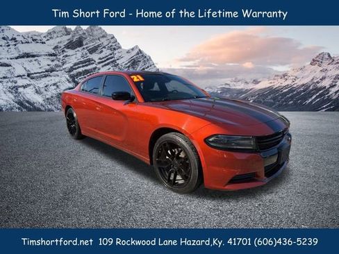 Used 2021 Dodge Charger SXT w/ Blacktop Package image 1
