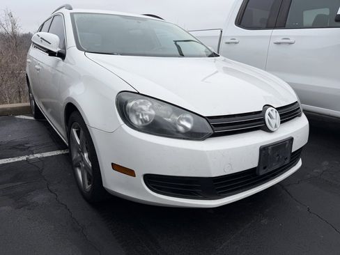 Used 2010 Volkswagen Jetta TDI image 3