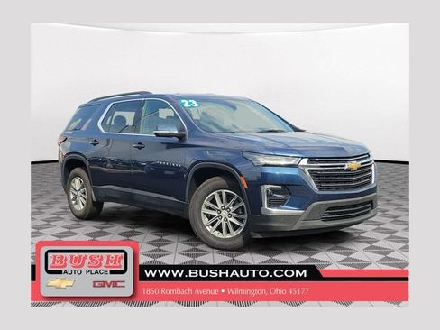 Used 2023 Chevrolet Traverse LT FWD image 1