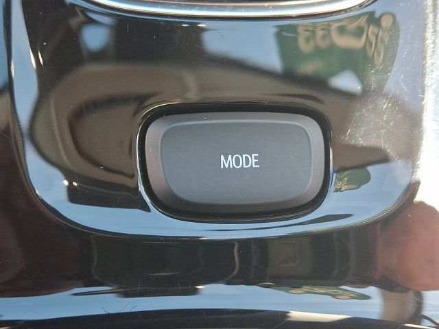 Certified 2022 Buick Envision Preferred FWD image 25
