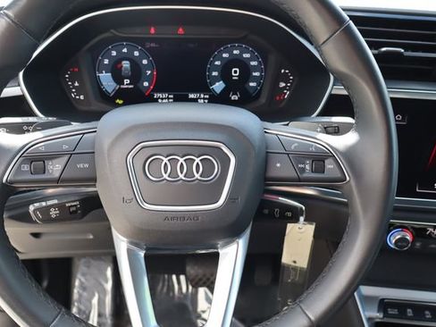 Used 2025 Audi Q3 2.0T Premium image 32
