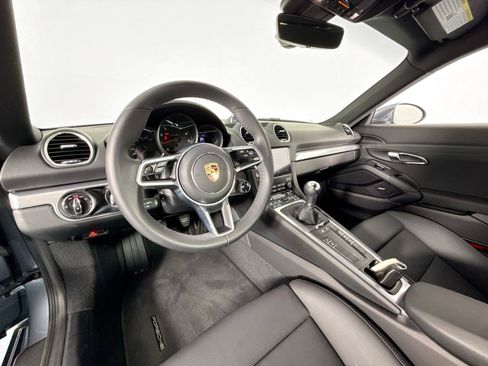 Used 2025 Porsche 718 Cayman RWD image 23