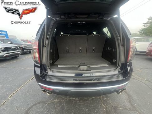 Used 2023 Chevrolet Tahoe Premier RWD image 31