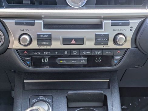 Used 2015 Lexus ES 350 FWD image 25