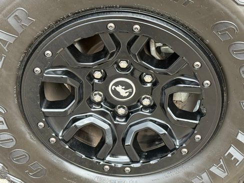 Used 2022 Ford Bronco Wildtrak image 40