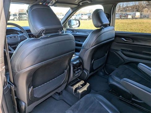 Certified 2023 Jeep Grand Cherokee L Laredo image 25