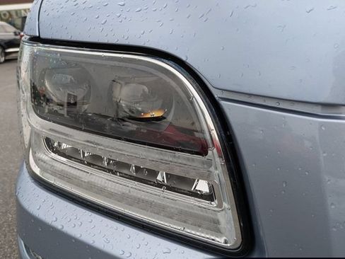 Certified 2020 Lincoln Navigator Black Label w/ Cargo Convenience Package AWD/4WD image 9
